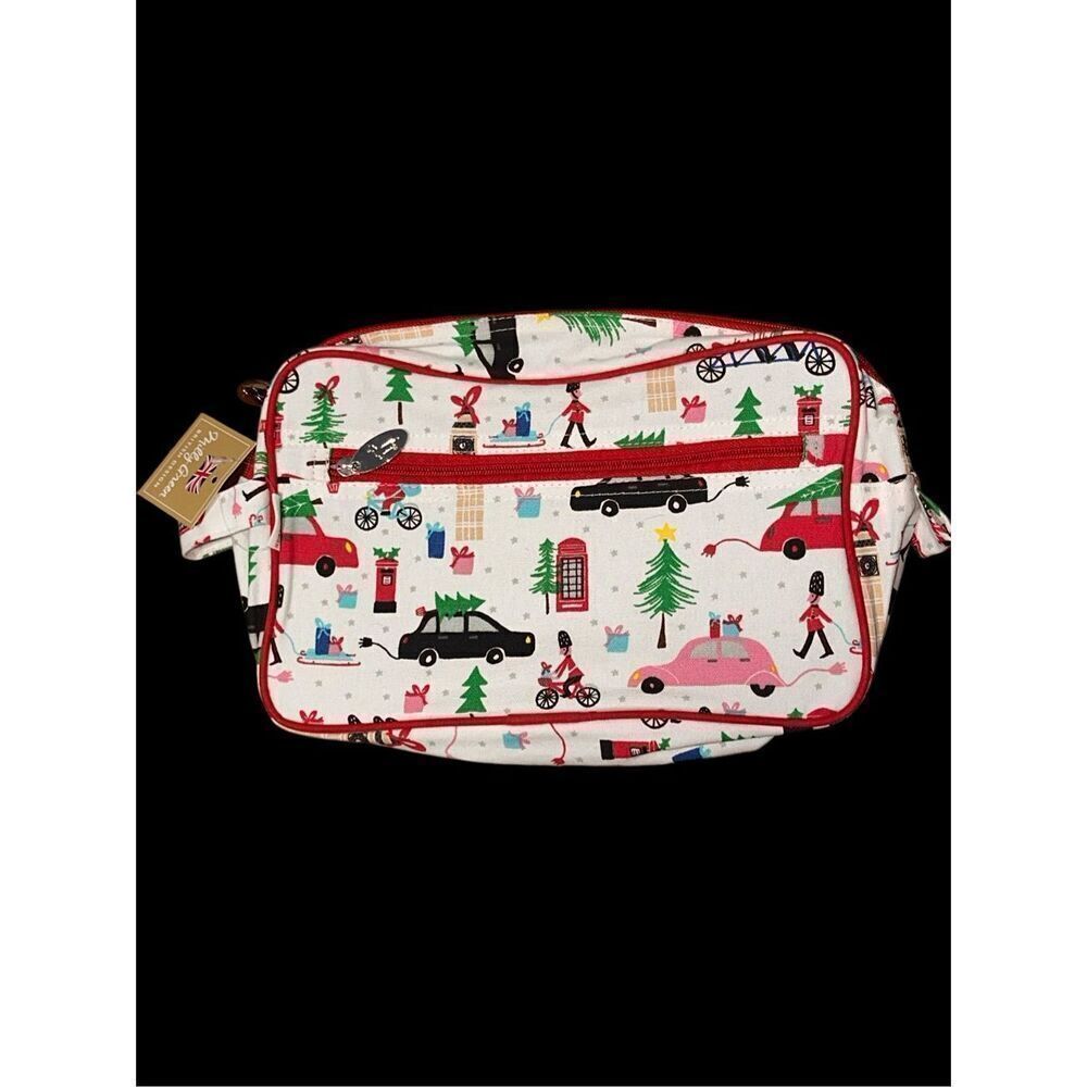 NEW WITH TAGS BEAUTIFUL Milly Green British Design London Zip Up Toiletry Travel
